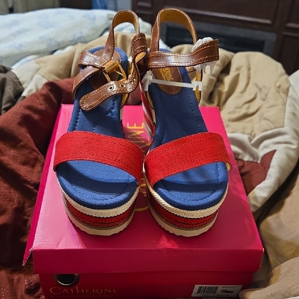 Catherines Red and Cream Wedge Sandals Size 9 Nib